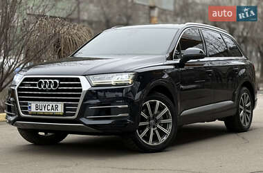 Внедорожник / Кроссовер Audi Q7 2017 в Днепре