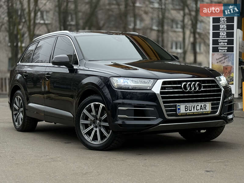 Внедорожник / Кроссовер Audi Q7 2017 в Днепре