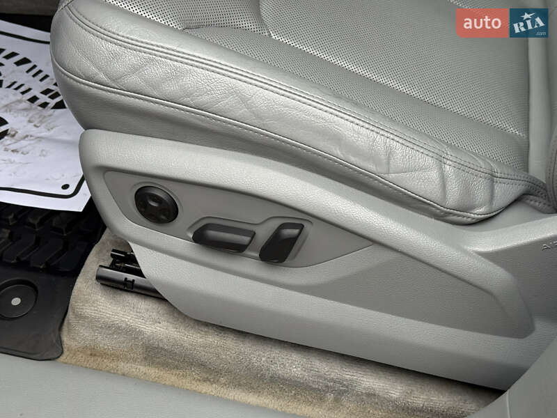 Внедорожник / Кроссовер Audi Q7 2017 в Днепре