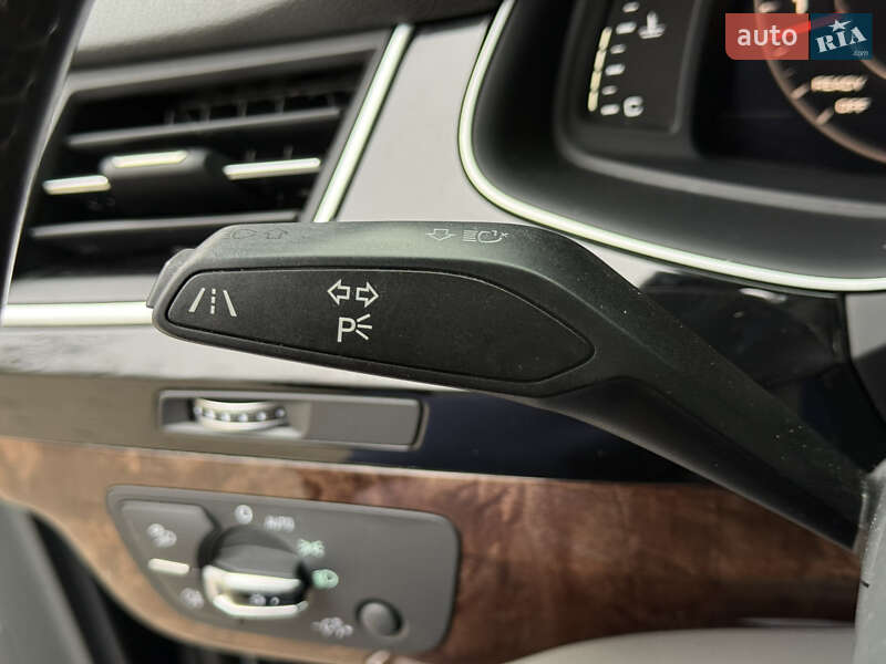 Внедорожник / Кроссовер Audi Q7 2017 в Днепре