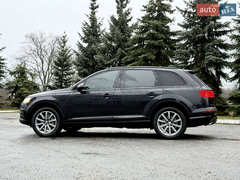 Внедорожник / Кроссовер Audi Q7 2019 в Днепре