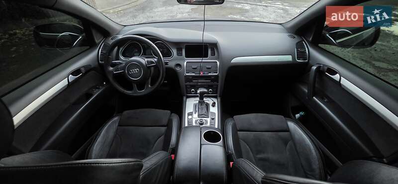 Внедорожник / Кроссовер Audi Q7 2013 в Тячеве