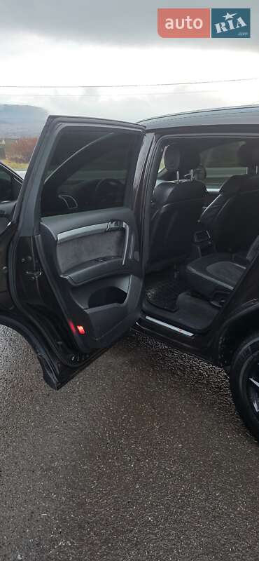 Внедорожник / Кроссовер Audi Q7 2013 в Тячеве