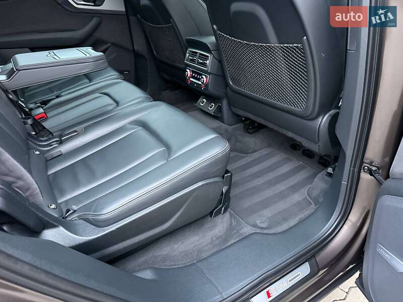 Внедорожник / Кроссовер Audi Q7 2017 в Ровно