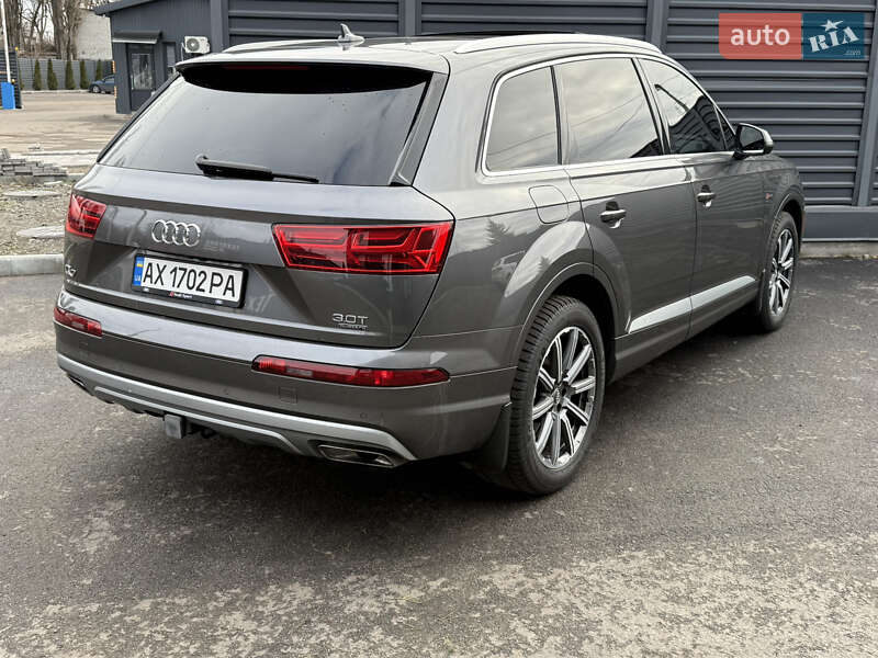 Позашляховик / Кросовер Audi Q7 2018 в Черкасах