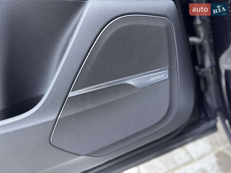 Внедорожник / Кроссовер Audi Q7 2017 в Ровно