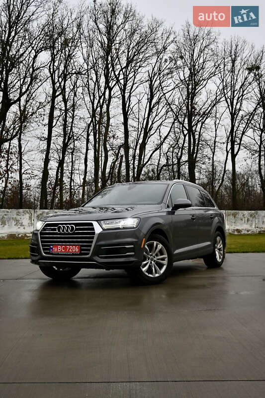 Внедорожник / Кроссовер Audi Q7 2019 в Луцке