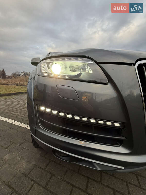 Внедорожник / Кроссовер Audi Q7 2015 в Львове