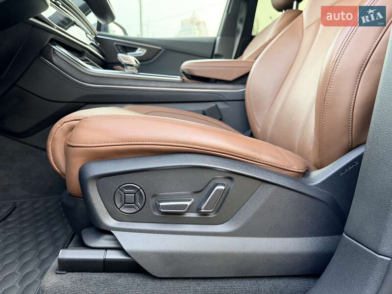 Внедорожник / Кроссовер Audi Q7 2022 в Киеве