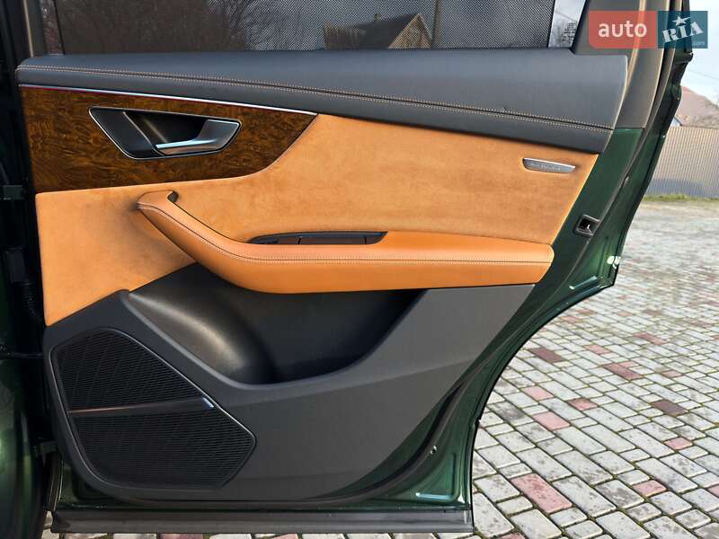 Внедорожник / Кроссовер Audi Q7 2021 в Луцке