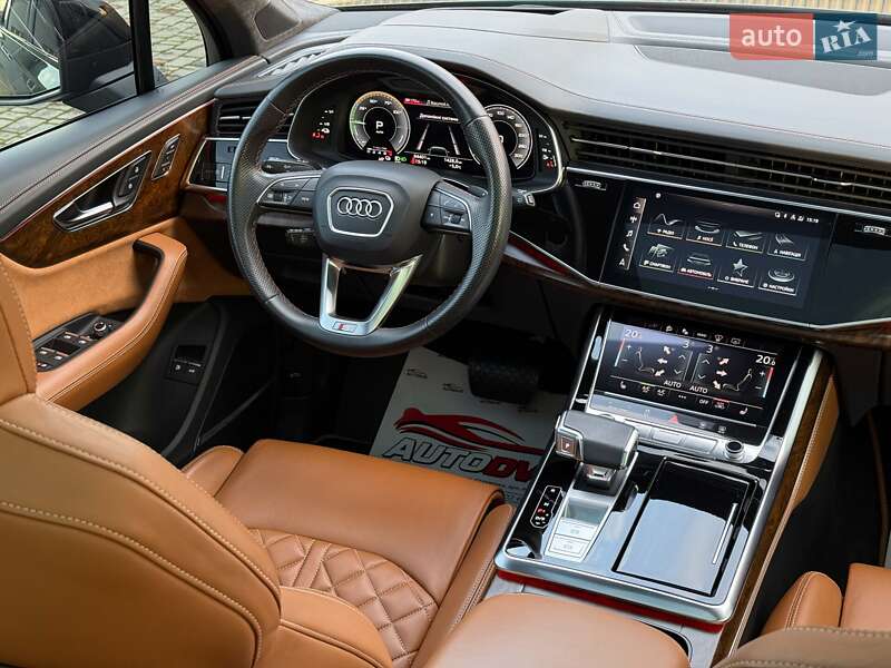 Внедорожник / Кроссовер Audi Q7 2021 в Луцке