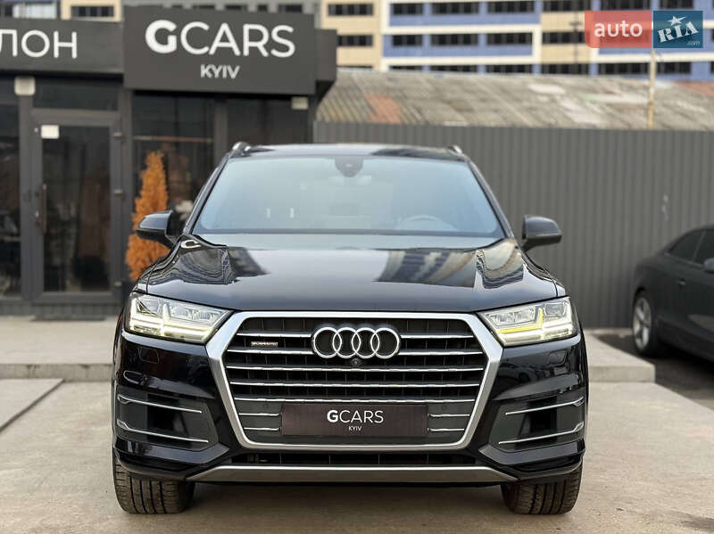 Внедорожник / Кроссовер Audi Q7 2017 в Киеве
