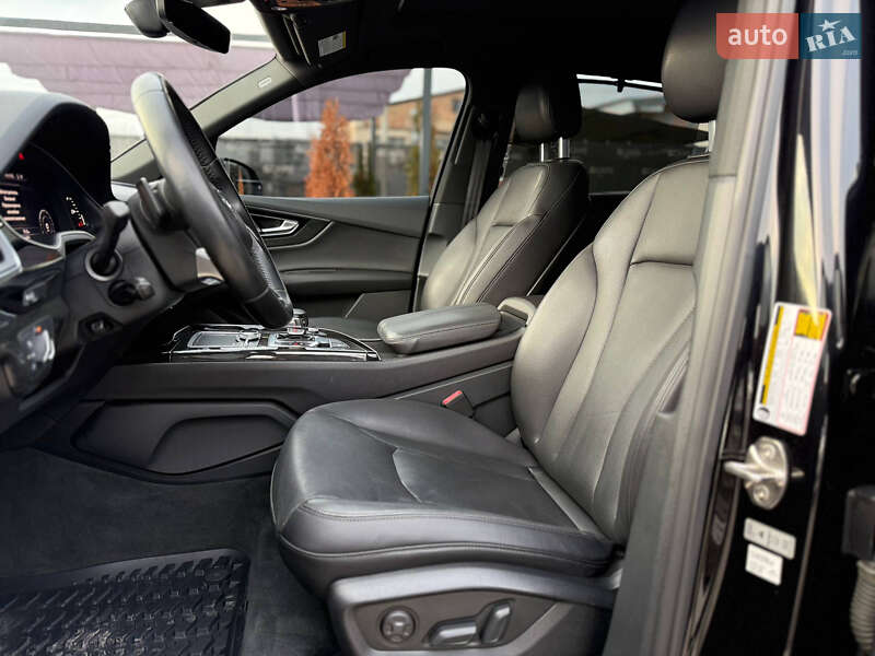 Внедорожник / Кроссовер Audi Q7 2017 в Киеве
