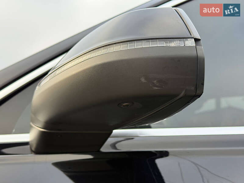 Внедорожник / Кроссовер Audi Q7 2017 в Киеве