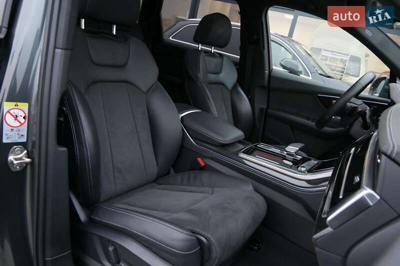 Внедорожник / Кроссовер Audi Q7 2020 в Тернополе