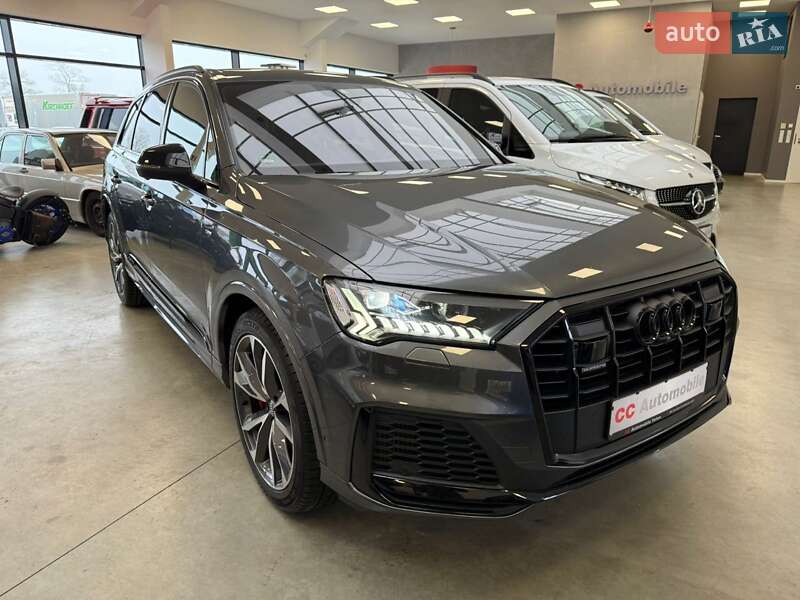 Внедорожник / Кроссовер Audi Q7 2020 в Тернополе