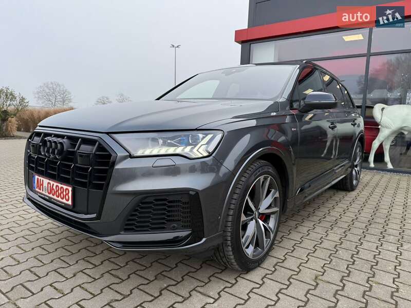 Внедорожник / Кроссовер Audi Q7 2020 в Тернополе
