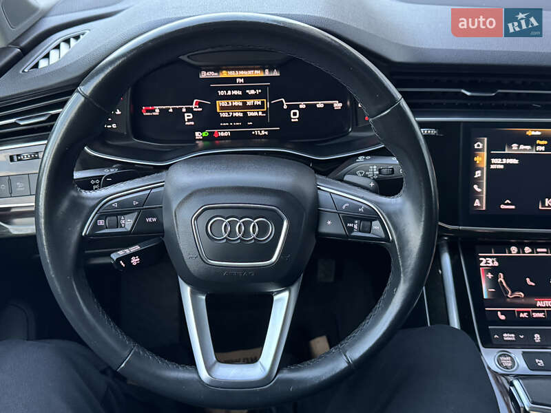 Внедорожник / Кроссовер Audi Q7 2021 в Полтаве