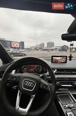 Внедорожник / Кроссовер Audi Q7 2019 в Киеве