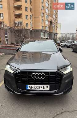 Позашляховик / Кросовер Audi Q7 2021 в Києві