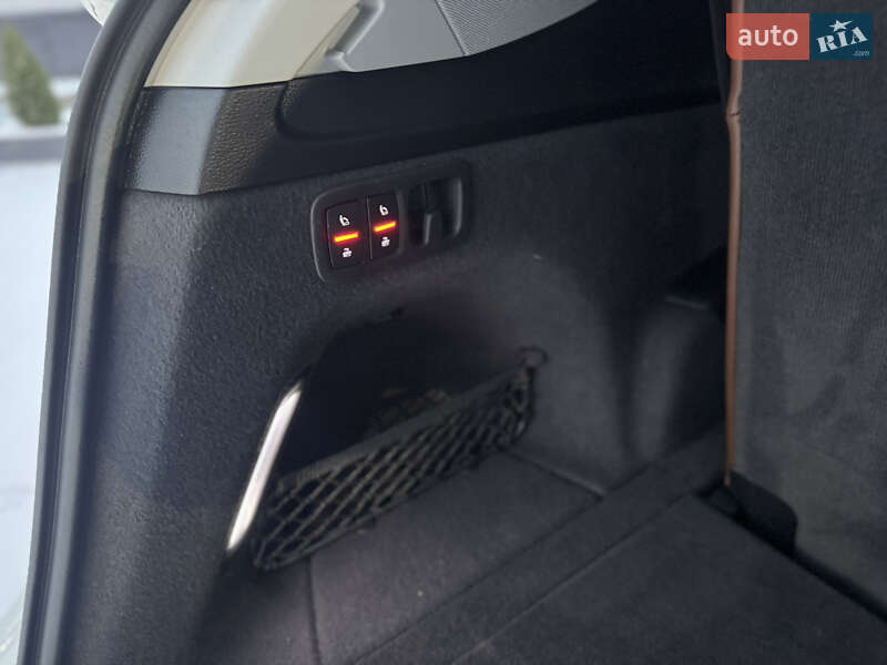 Внедорожник / Кроссовер Audi Q7 2019 в Киеве