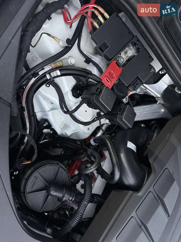 Внедорожник / Кроссовер Audi Q7 2019 в Киеве