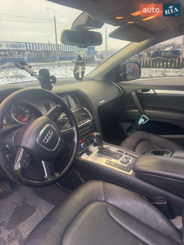 Внедорожник / Кроссовер Audi Q7 2008 в Черновцах