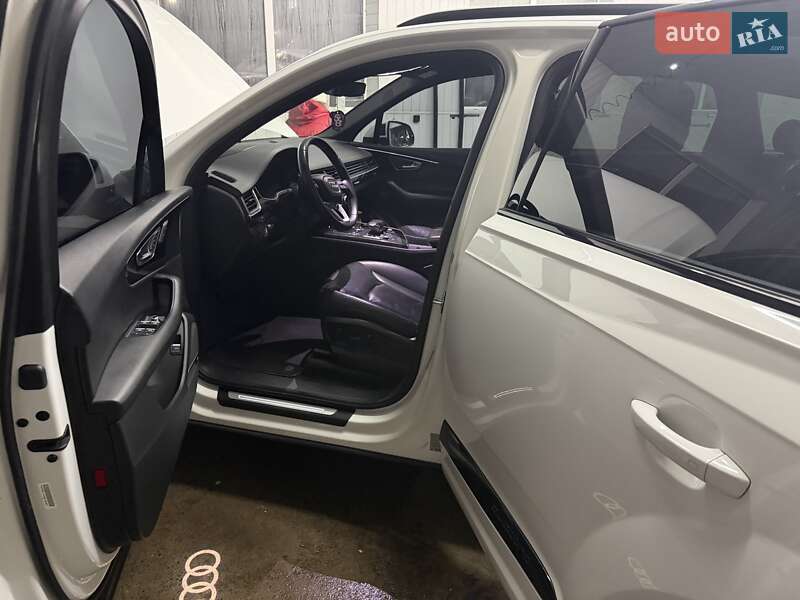 Внедорожник / Кроссовер Audi Q7 2017 в Черновцах фото 20 Внедорожник / Кроссовер Audi Q7 2017 в Черновцах