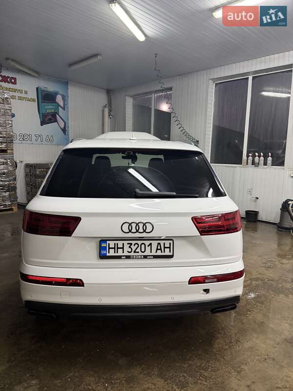 Внедорожник / Кроссовер Audi Q7 2017 в Черновцах фото 5 Внедорожник / Кроссовер Audi Q7 2017 в Черновцах