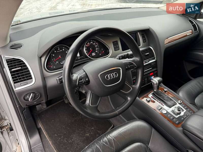 Позашляховик / Кросовер Audi Q7 2015 в Києві фото 32 Позашляховик / Кросовер Audi Q7 2015 в Києві