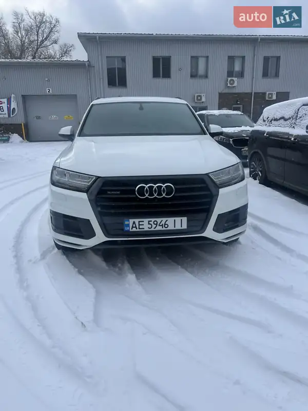 Audi Q7