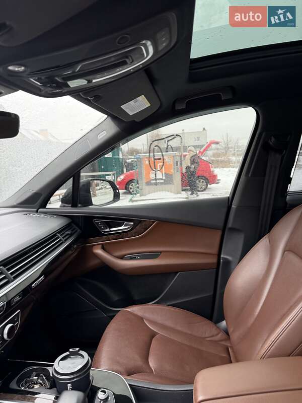 Внедорожник / Кроссовер Audi Q7 2018 в Киеве