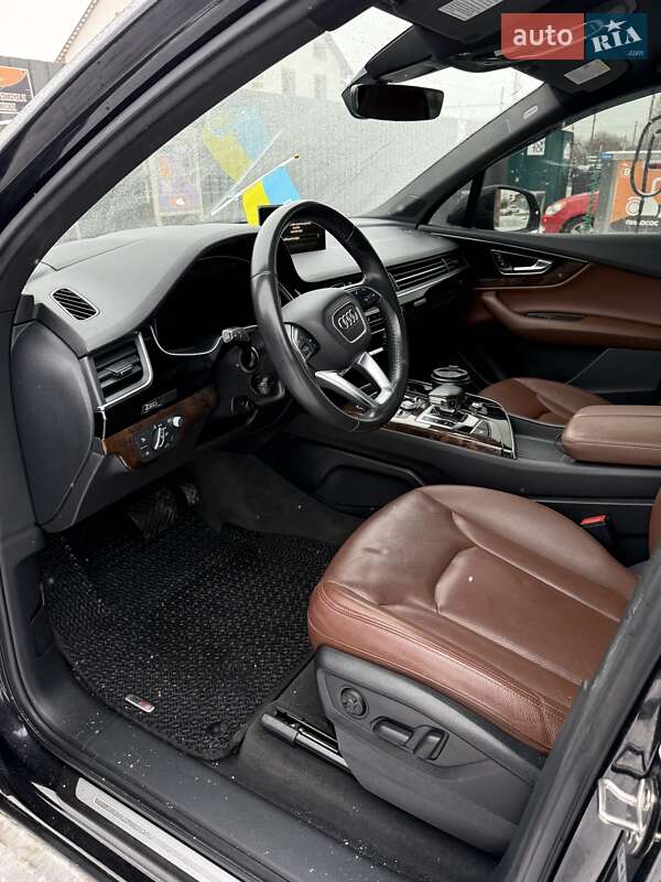 Внедорожник / Кроссовер Audi Q7 2018 в Киеве