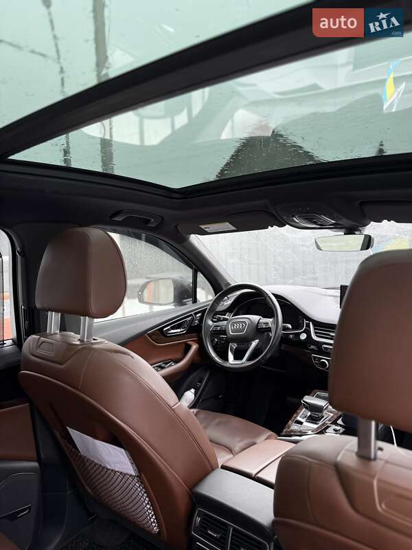 Внедорожник / Кроссовер Audi Q7 2018 в Киеве