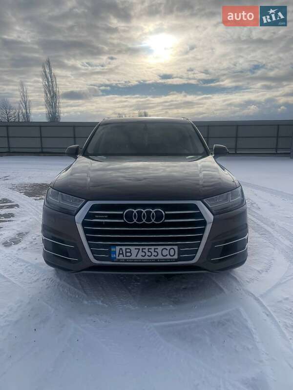 Audi Q7 2016