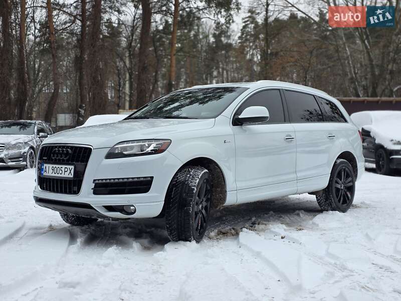 Позашляховик / Кросовер Audi Q7 2014 в Бучі