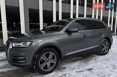 Внедорожник / Кроссовер Audi Q7 2016 в Киеве