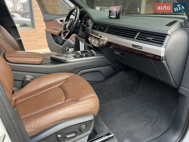 Внедорожник / Кроссовер Audi Q7 2016 в Одессе фото 33 Внедорожник / Кроссовер Audi Q7 2016 в Одессе