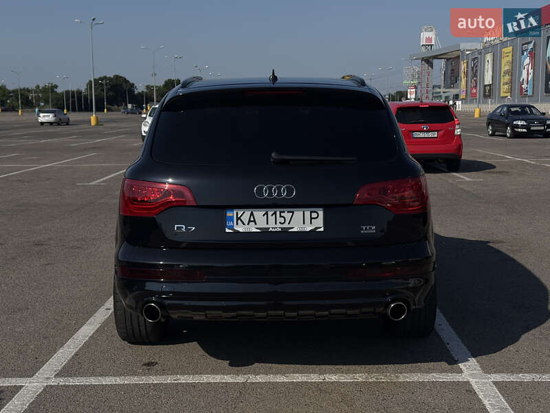 Позашляховик / Кросовер Audi Q7 2010 в Одесі