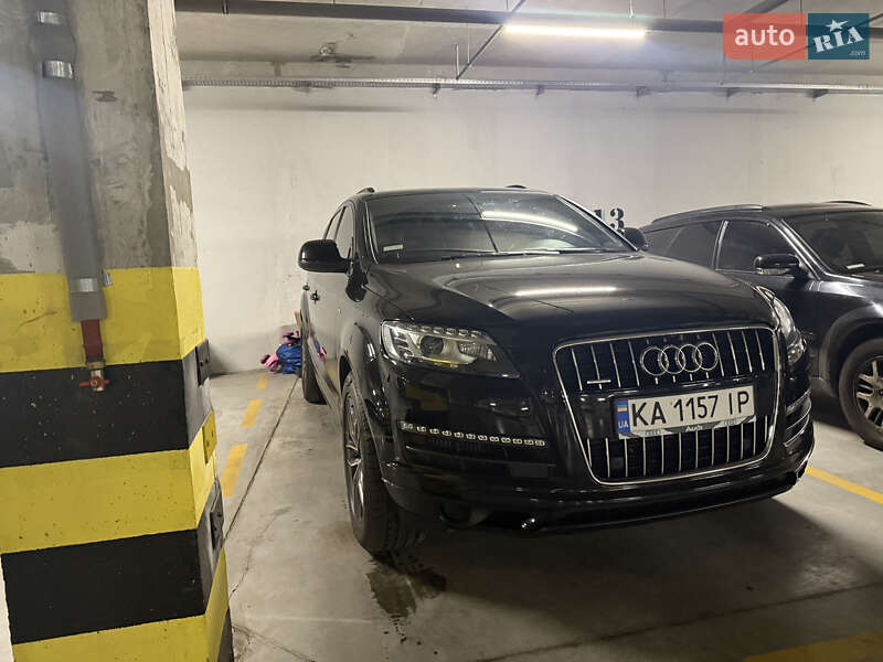 Позашляховик / Кросовер Audi Q7 2010 в Одесі