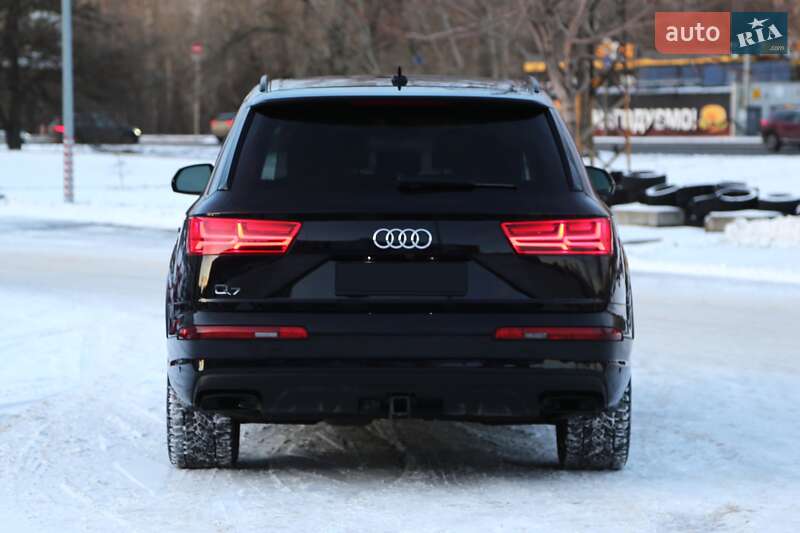 Позашляховик / Кросовер Audi Q7 2018 в Києві фото 5 Позашляховик / Кросовер Audi Q7 2018 в Києві