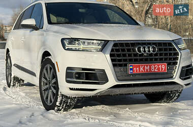 Внедорожник / Кроссовер Audi Q7 2017 в Каменском