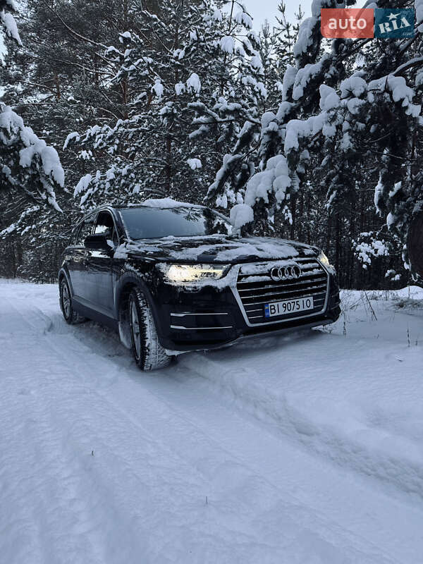 Внедорожник / Кроссовер Audi Q7 2018 в Горишних Плавнях