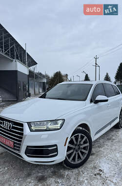 Внедорожник / Кроссовер Audi Q7 2016 в Луцке