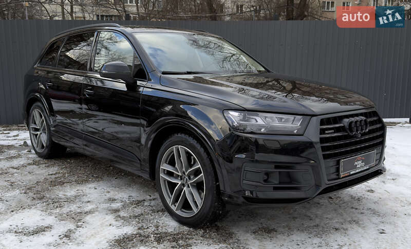 Внедорожник / Кроссовер Audi Q7 2017 в Ивано-Франковске