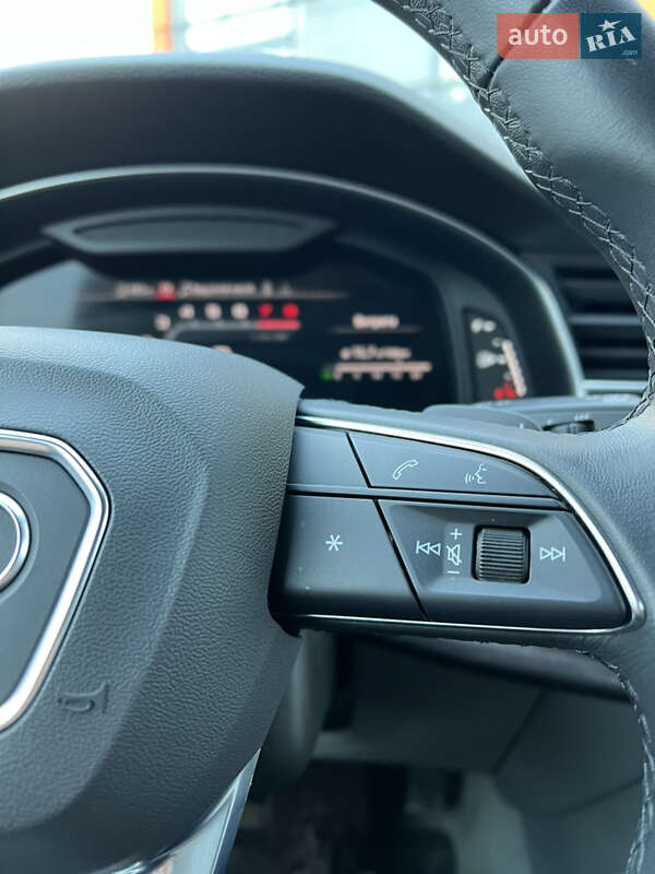 Позашляховик / Кросовер Audi Q7 2023 в Львові