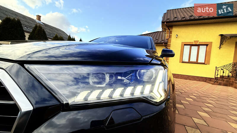 Внедорожник / Кроссовер Audi Q7 2019 в Черновцах