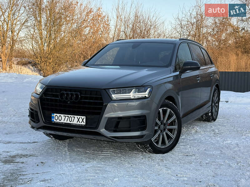 Позашляховик / Кросовер Audi Q7 2017 в Бердичеві