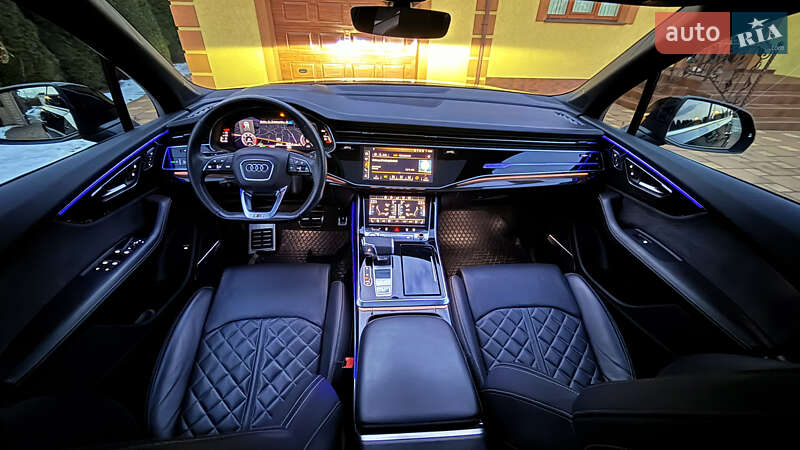 Внедорожник / Кроссовер Audi Q7 2019 в Черновцах