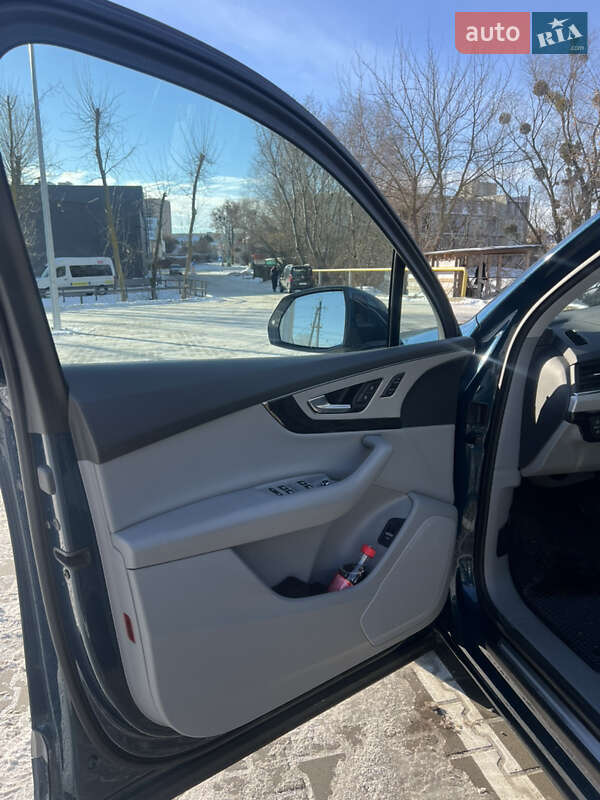 Внедорожник / Кроссовер Audi Q7 2019 в Киеве фото 9 Внедорожник / Кроссовер Audi Q7 2019 в Киеве